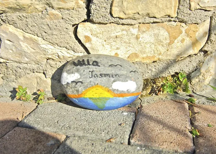 Villa-Jasmin